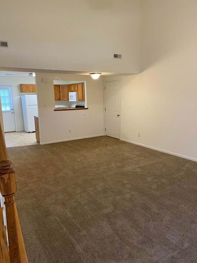 Foto del edificio - 1621 Juniper Dr