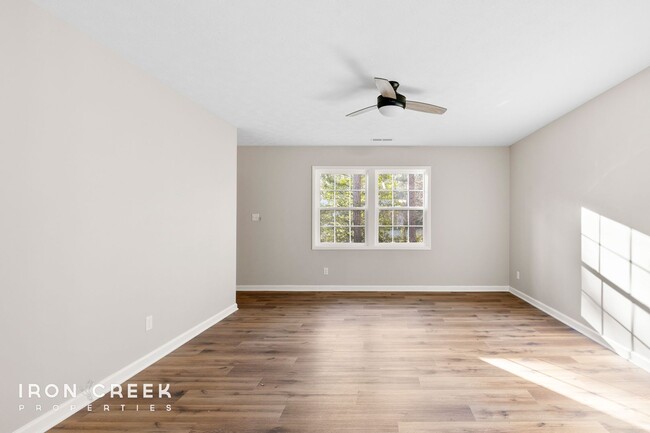 Foto del edificio - Charming Three-Bedroom in Haw Creek