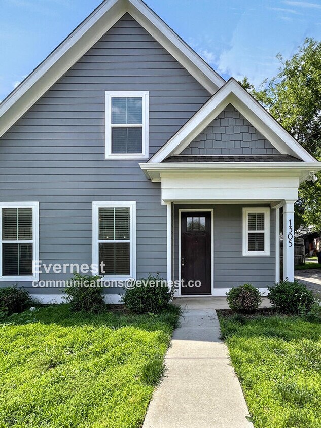 Foto principal - 1305 62nd Ave N