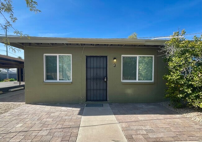 Photo - 1331 E Vista Ave House