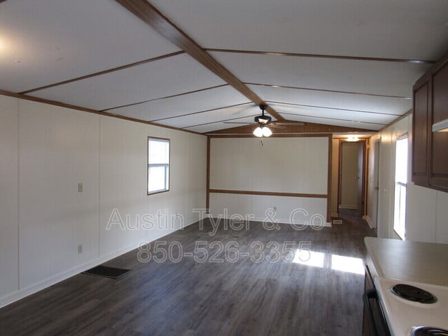 Building Photo - 2415 Country Pines Ln