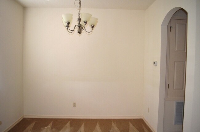 Foto del edificio - 3/2.5 Townhouse with 2-Car Garage in Turtl...