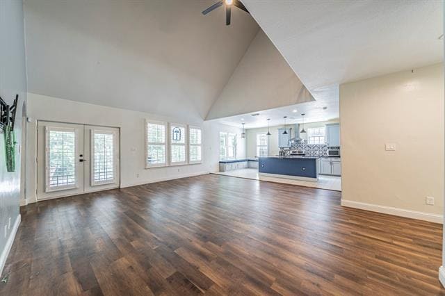 Building Photo - 1115 Douglas Dr