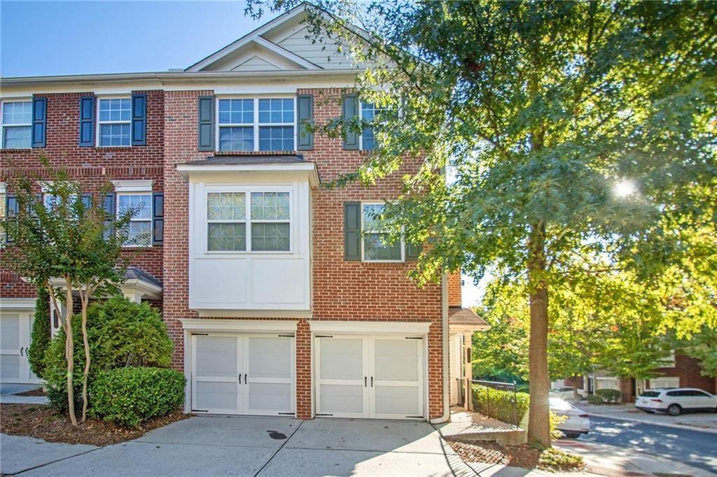 Foto principal - 2218 Landing Walk Dr