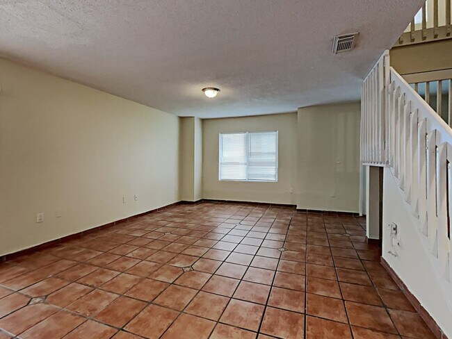 Foto del edificio - 9853 SW 221st St