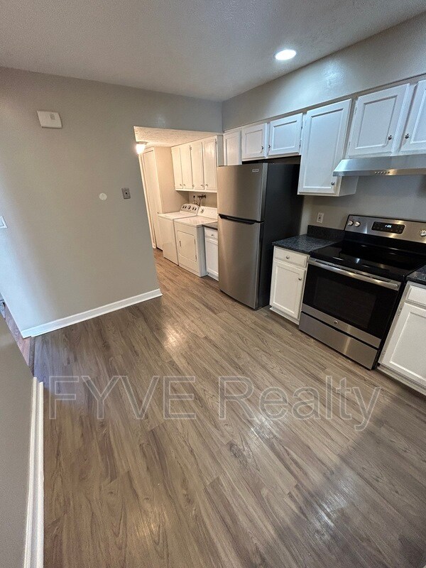 Foto del edificio - 5590 Barton Rd