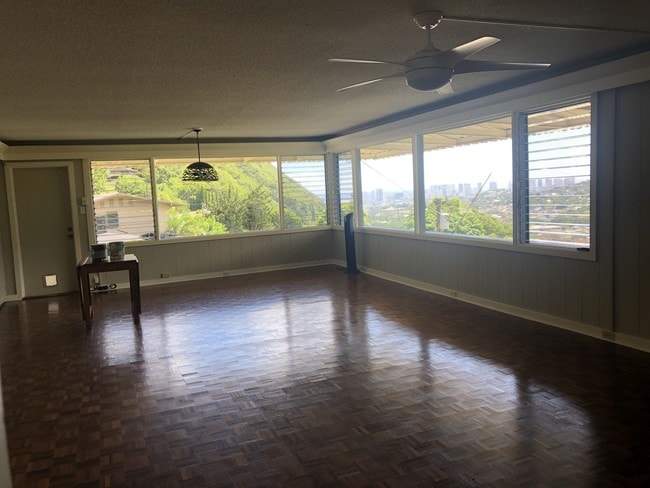 Foto del edificio - 3136 Beaumont Woods Pl