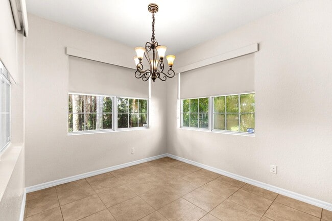 Building Photo - 6809 Osage Cir