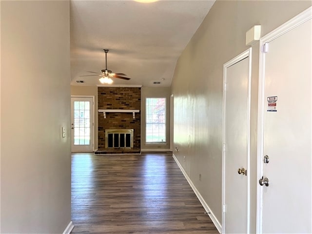 Foto del edificio - 12305 Gilston Ct