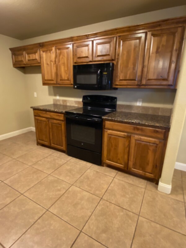 Foto del edificio - 4802 Harvard St