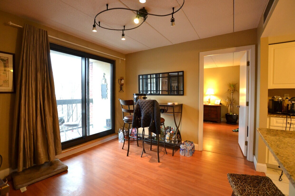 Foto principal - 85 Brainerd Rd