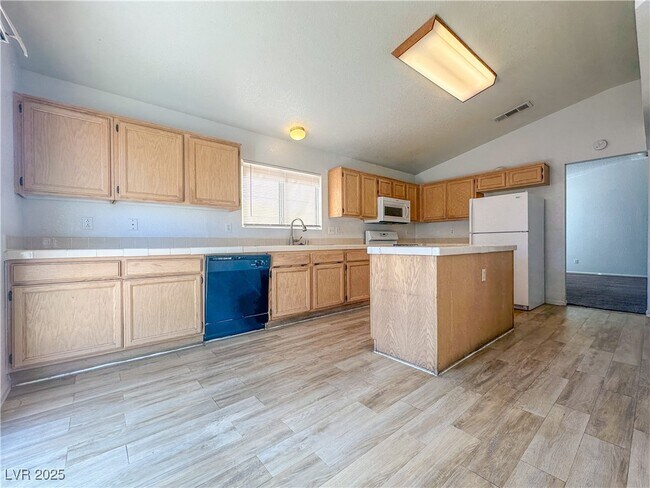 Foto del edificio - 362 Dooley Dr