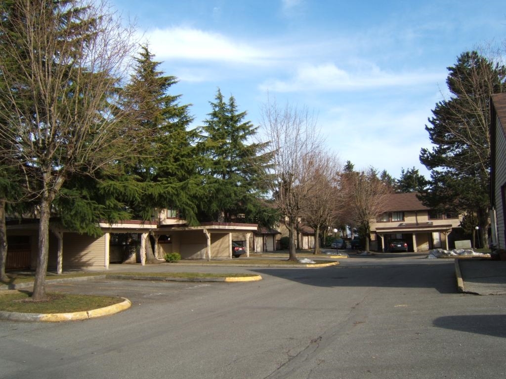 Primary Photo - Wellington Estates Townhomes