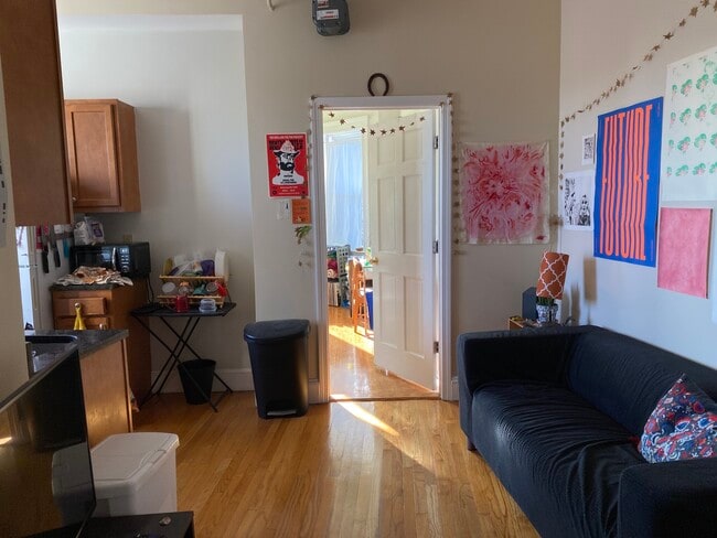 Building Photo - 1185 Commonwealth Ave