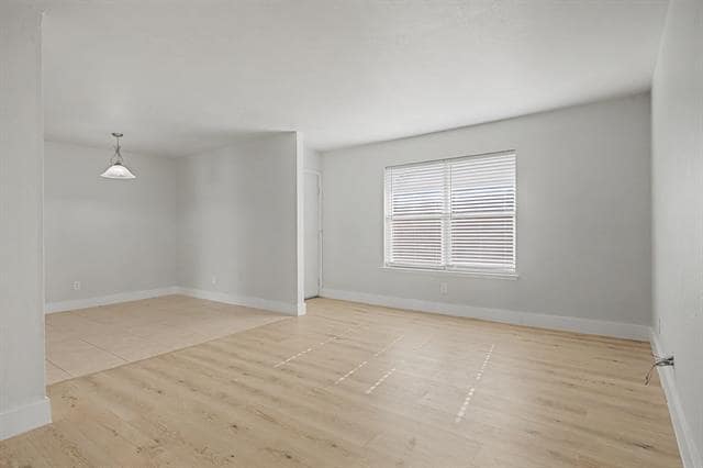 Building Photo - 8095 Meadow Rd