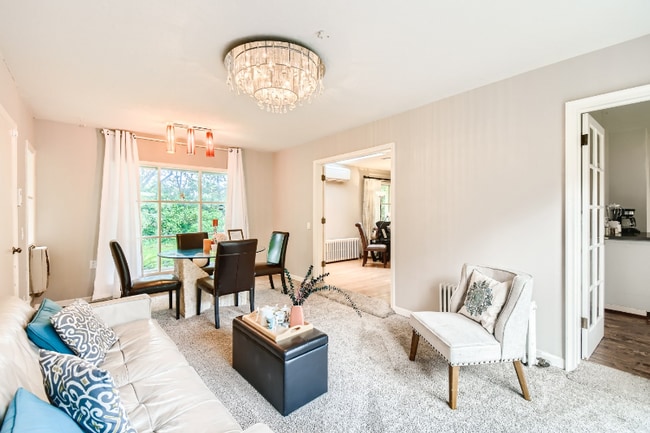 Photo - 19300 NE Halsey St House