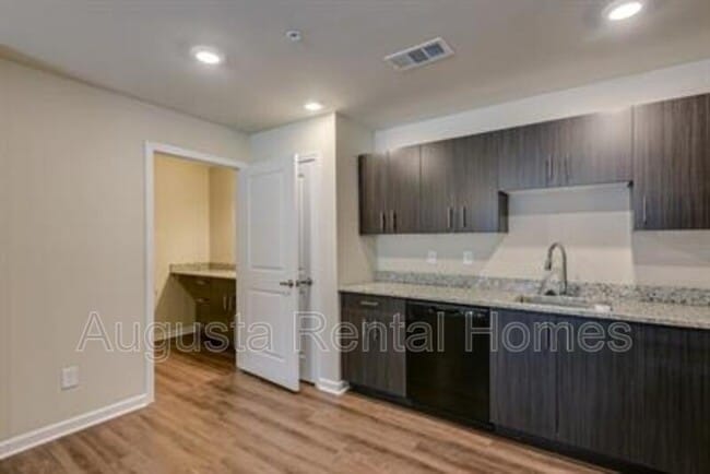 Foto del edificio - 2506 Otter Run