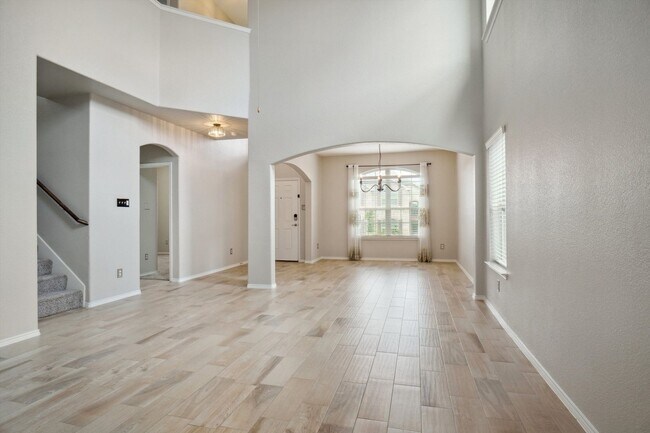 Foto del edificio - Incredible Home in Primrose Xing close to Chisholm Trail Pkwy & Benbrook Lake