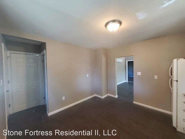Foto del edificio - 3 br, 2 bath House - 1435 Mile Post Road