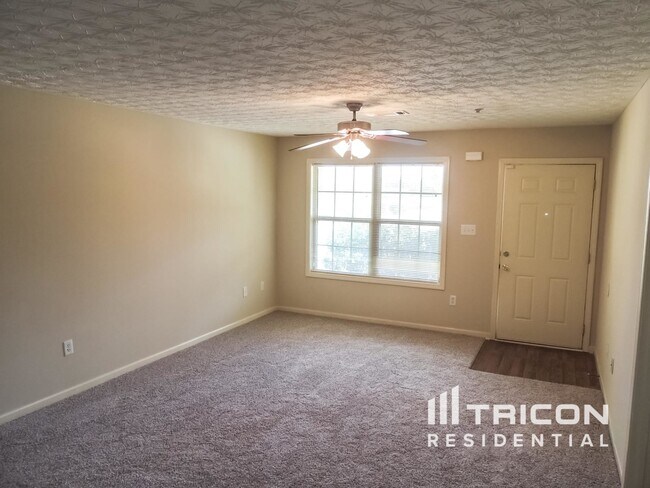 Foto del edificio - 1028 Weatherwood Pl NE