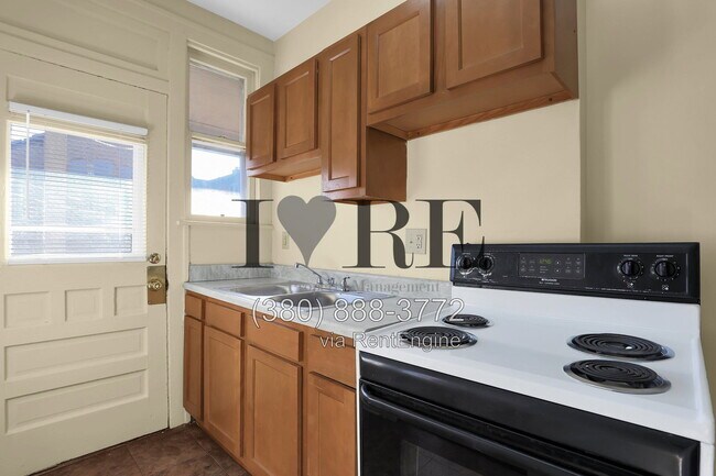 Foto del edificio - 1269 E Livingston Ave