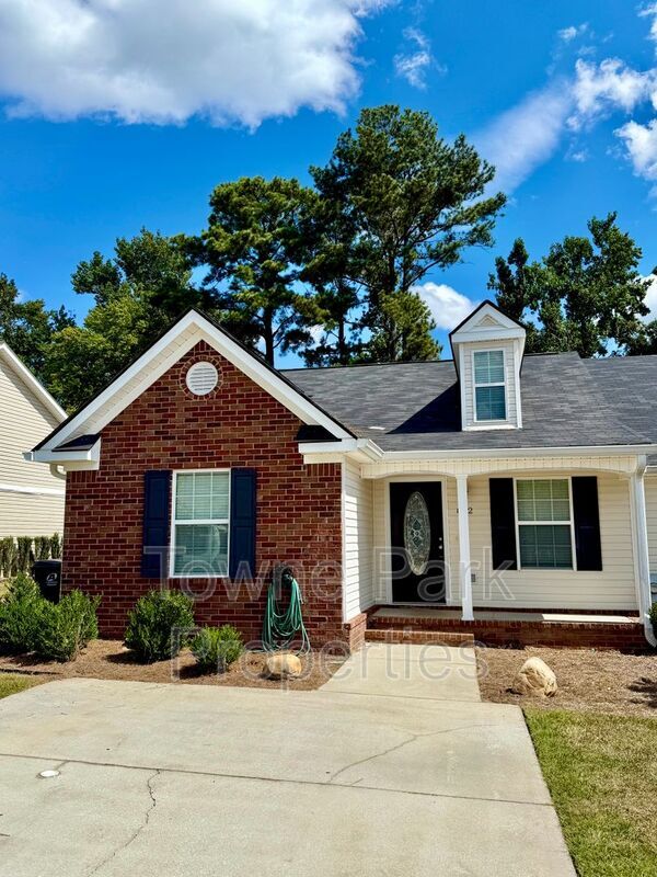 Building Photo - 822 Whispering Willow Ct