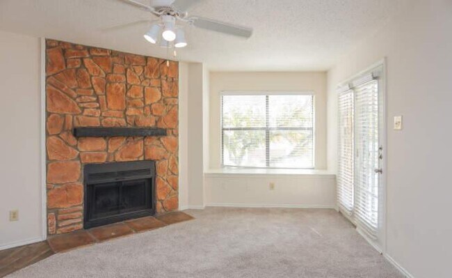 Foto del edificio - 2 bedroom in Irving TX 75038