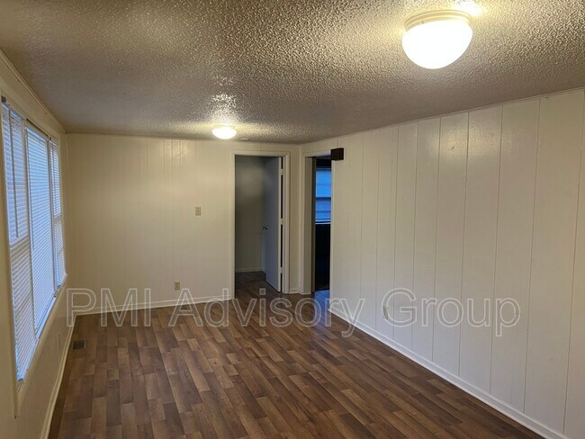 Foto del edificio - 1310 SE Washington St
