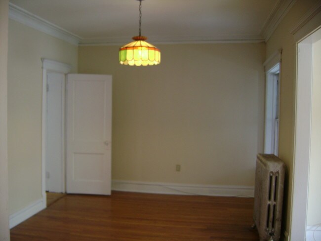 Foto del edificio - 3702 N Wilton Ave