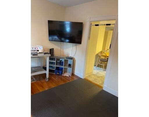Primary Photo - 481 Walpole St