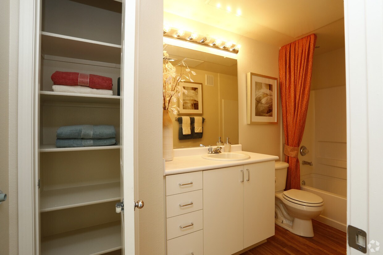 Kitchen Concepts Kitchen Remodeling in Oregon, image size:1240x827