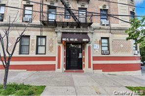 Foto principal - 883 E 165th St