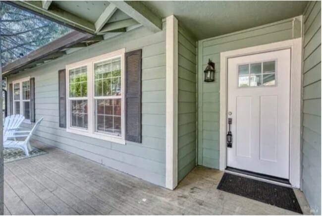 Building Photo - 16561 Hacienda Ct