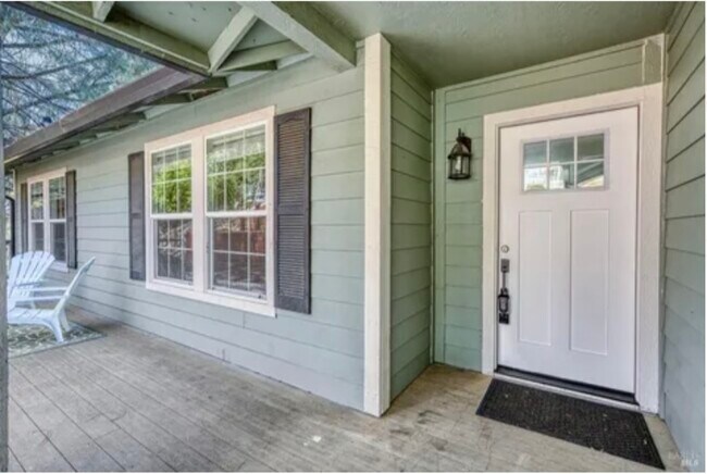 Foto del edificio - 16561 Hacienda Ct