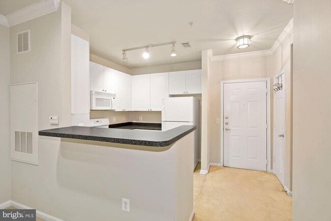 Building Photo - 9490 Virginia Center Blvd