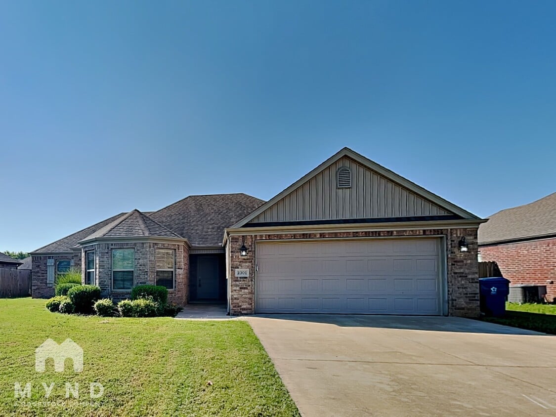 Foto principal - 2301 SW Worthington Ave