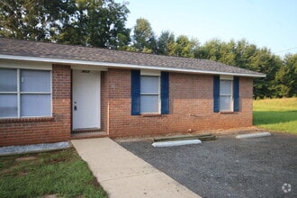Building Photo - 9012 Bowman Ave