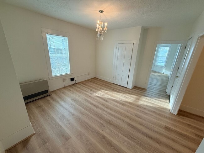 Photo - 35 Wentworth St Apartment