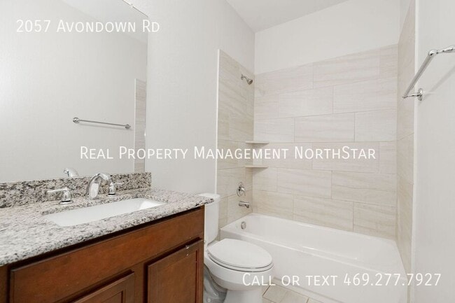 Building Photo - 2057 Avondown Rd