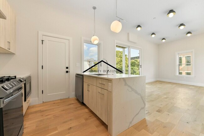 Foto del edificio - 130 Bremen St