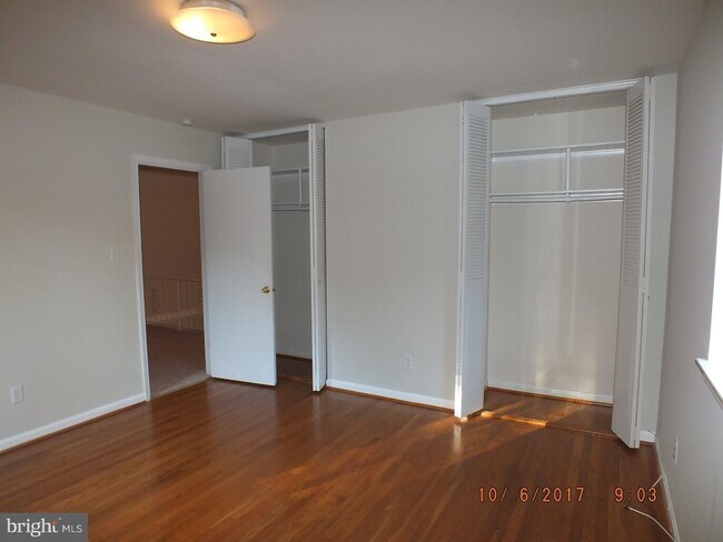 Foto del edificio - 8531 Parliament Dr