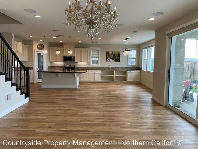 Foto del edificio - 5 br, 4 bath House - 17933 Eastman Court