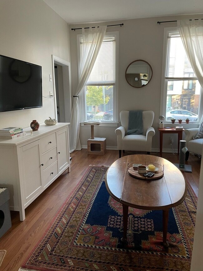 Foto del edificio - 2515 W Cortland St