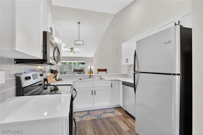 Foto del edificio - 209 Robin Hood Cir