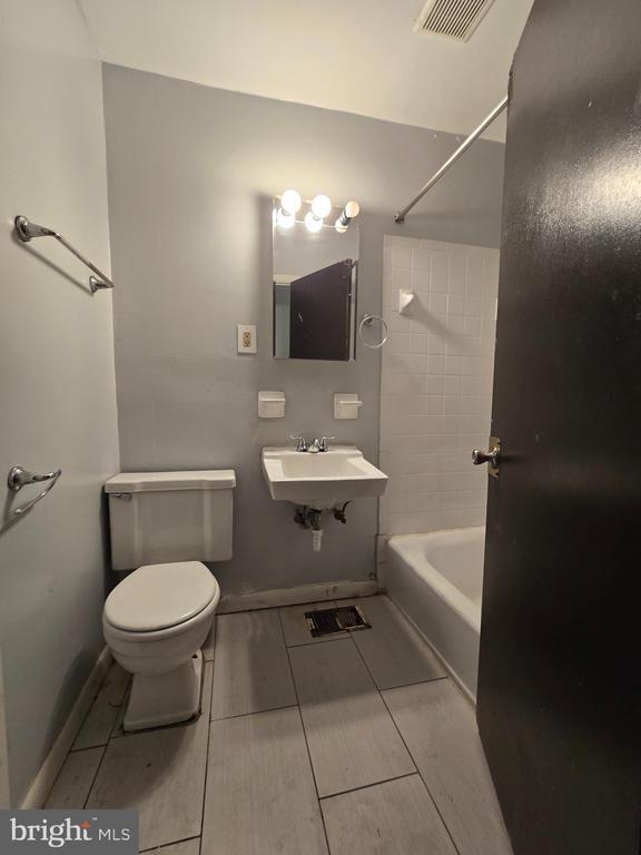 Foto del edificio - 623 N 32nd St