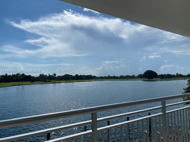 Foto del edificio - 9250 W Bay Harbor Dr