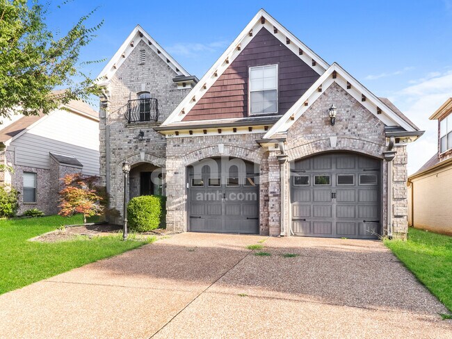Building Photo - 440 Green Willow Cv