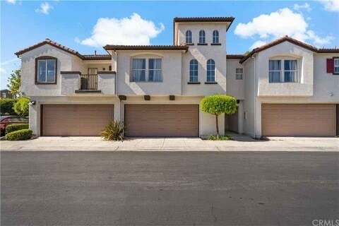 Primary Photo - 5005 Codorniz Way