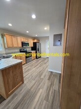 Building Photo - 1244 14th St SE