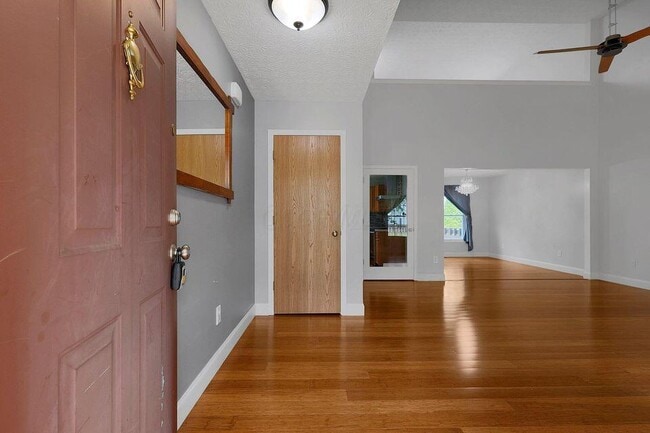 Building Photo - 299 Iris Trail Dr